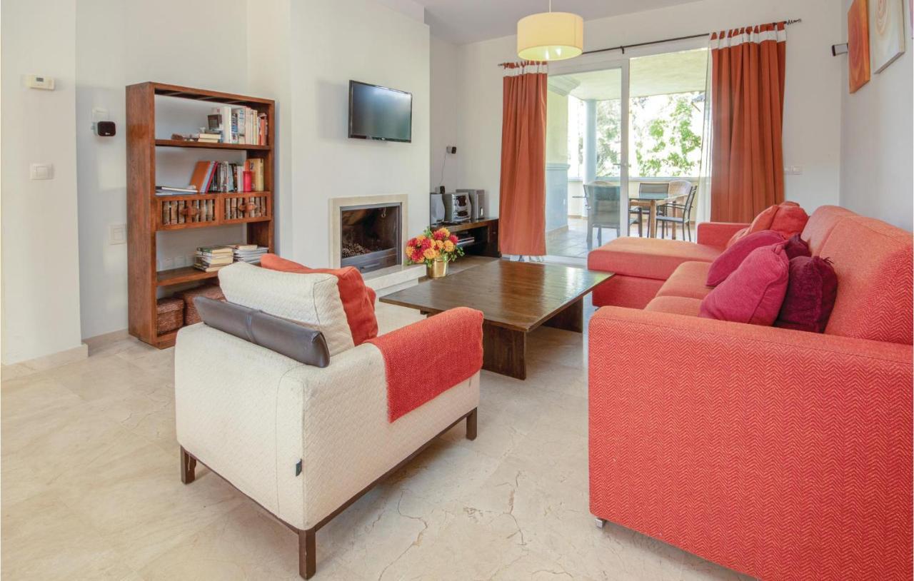 Beautiful Apartment In Marbella-Cabopino With 2 Bedrooms, Wifi And Outdoor Swimming Pool Buitenkant foto