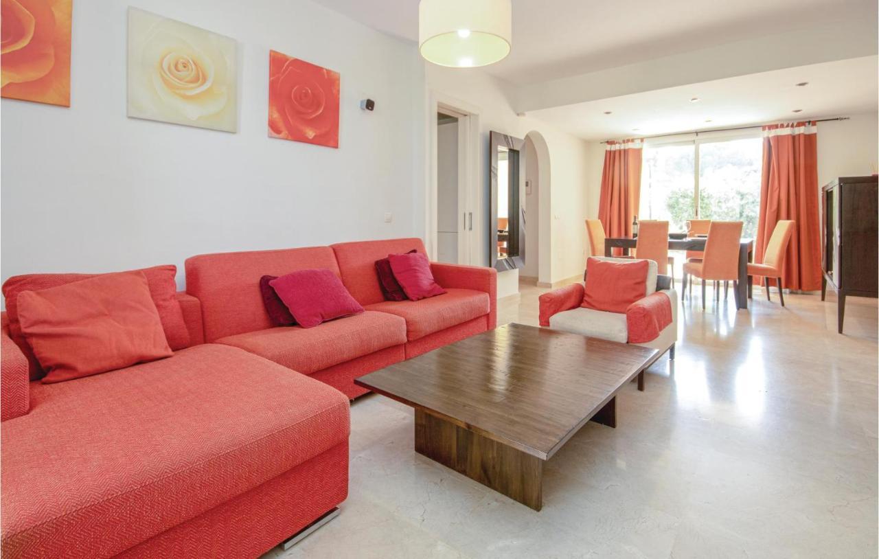 Beautiful Apartment In Marbella-Cabopino With 2 Bedrooms, Wifi And Outdoor Swimming Pool Buitenkant foto